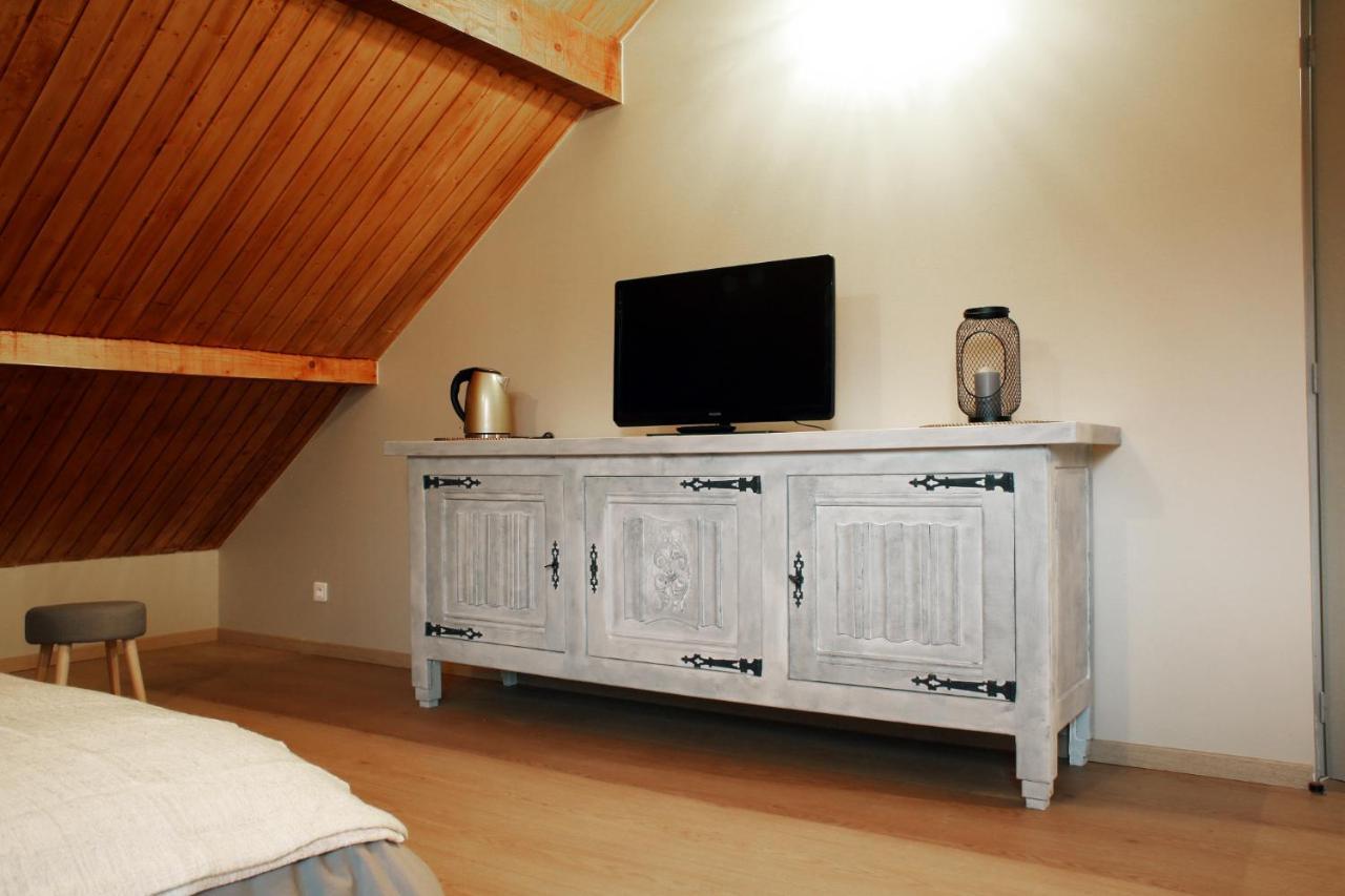 Chambre D'Hotes Des Poisets Crotenay エクステリア 写真